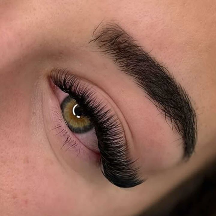 maximum-volume-eye-lash-extensions-westmere-kingsland-parnell